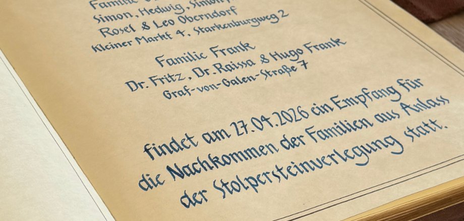 Unterzeichnung Goldenes Buch