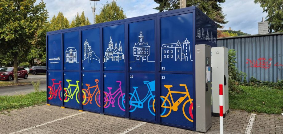 VRNradbox am Bahnhof Heppenheim Gleis 2