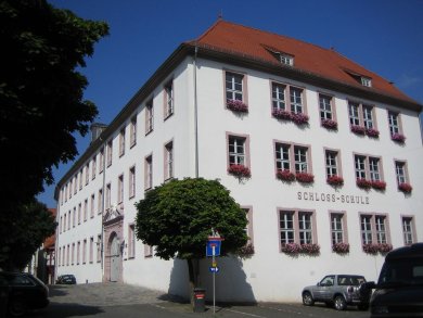 Schloss-Schule Ansicht Schloss-Schule von außen