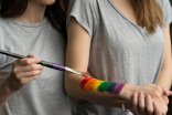 Kreativ Treff Frauen malen mit Farben