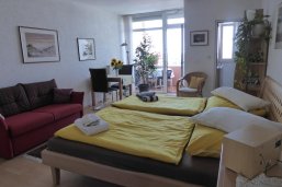 Bett und Couch