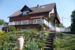 Außenansicht Haus der Ferienwohnung Schäfer 1